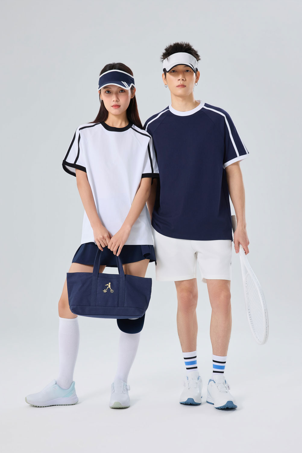 班服定制青春纪念衫，雅森漫用文化衫设计承载团体故事(图1)