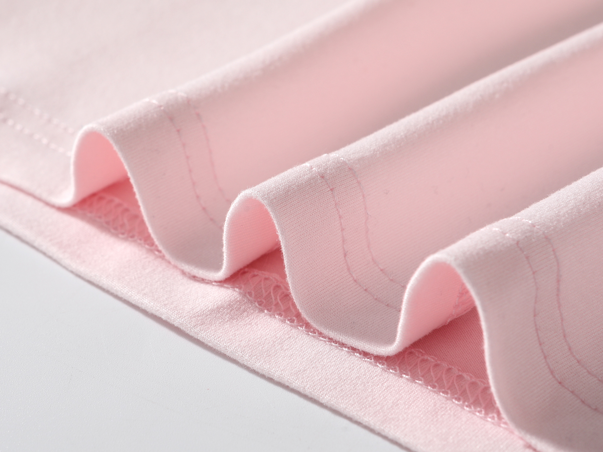 企业定制Polo衫工作服：小细节如何成就大品牌印象(图1)