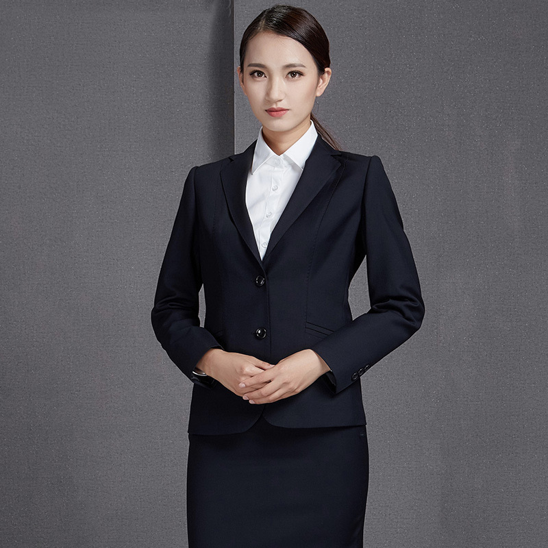 修身商务西装