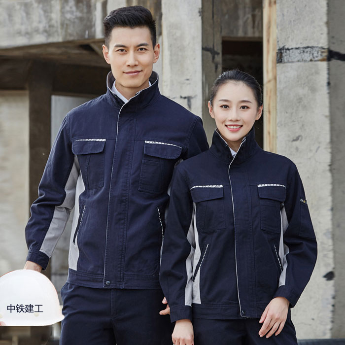 企业工作服定做，定做工作服要注意到什么问题呢？