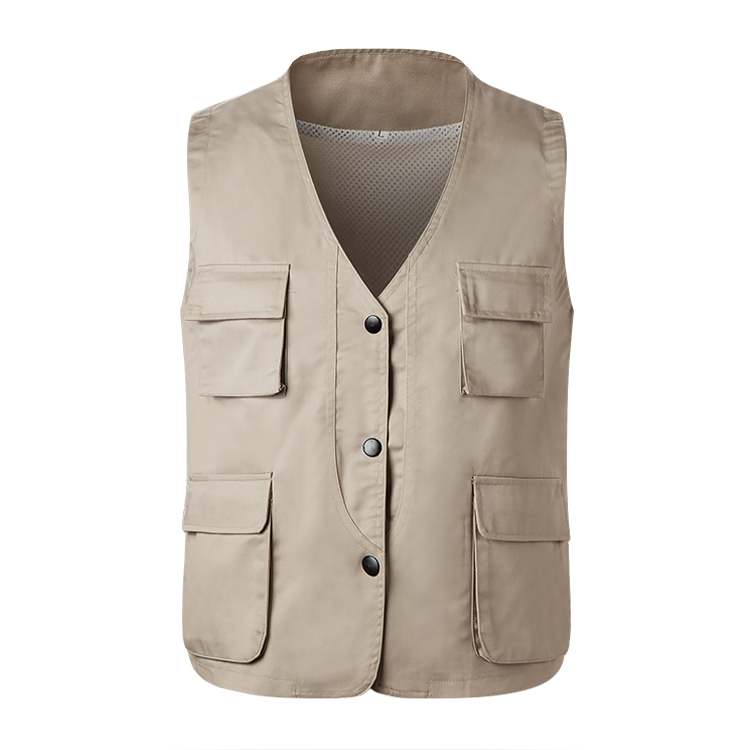 纽扣款多兜马甲