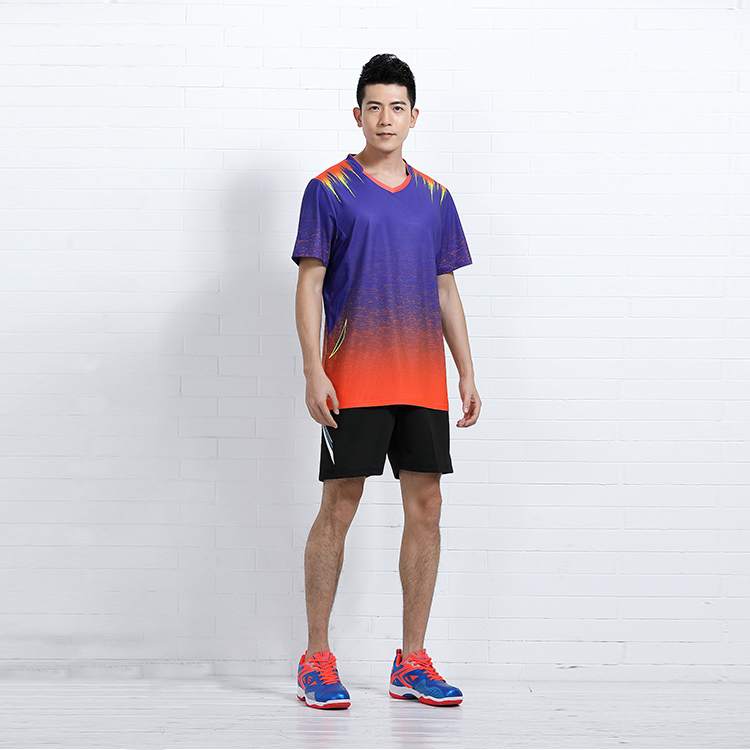 运动服套装（男+女+童）