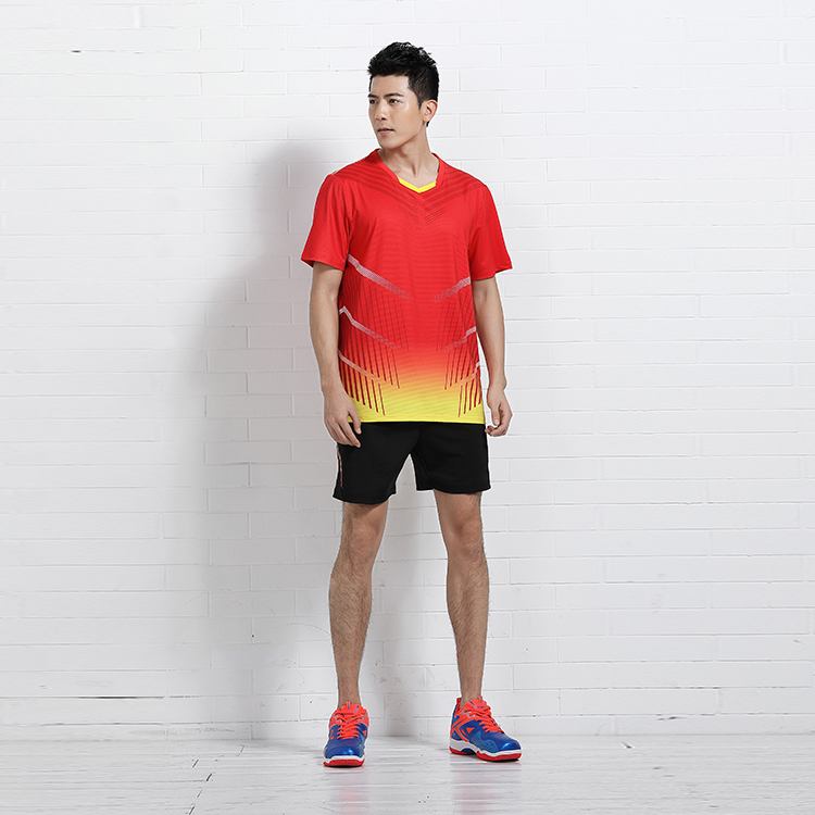 运动服套装（男+女+童）