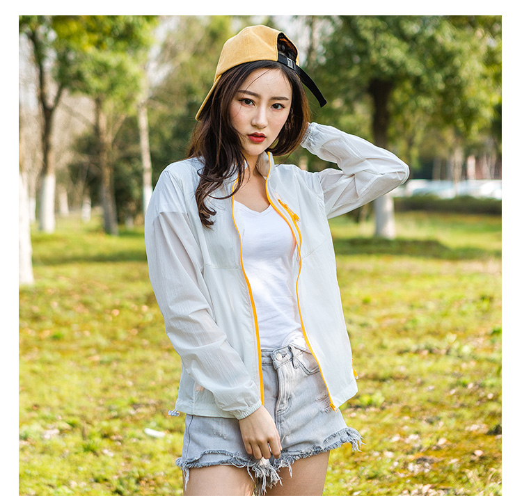 uploads/0419/1555664777178025721.jpg?x-oss-process=style/mark2 带帽拉链<a data-cke-saved-href='https://www.yousame.com/weiyidingzuo/' href='https://www.yousame.com/weiyidingzuo/' target='_blank'><u>卫衣</u></a>_03.jpg?x-oss-process=style/mark2