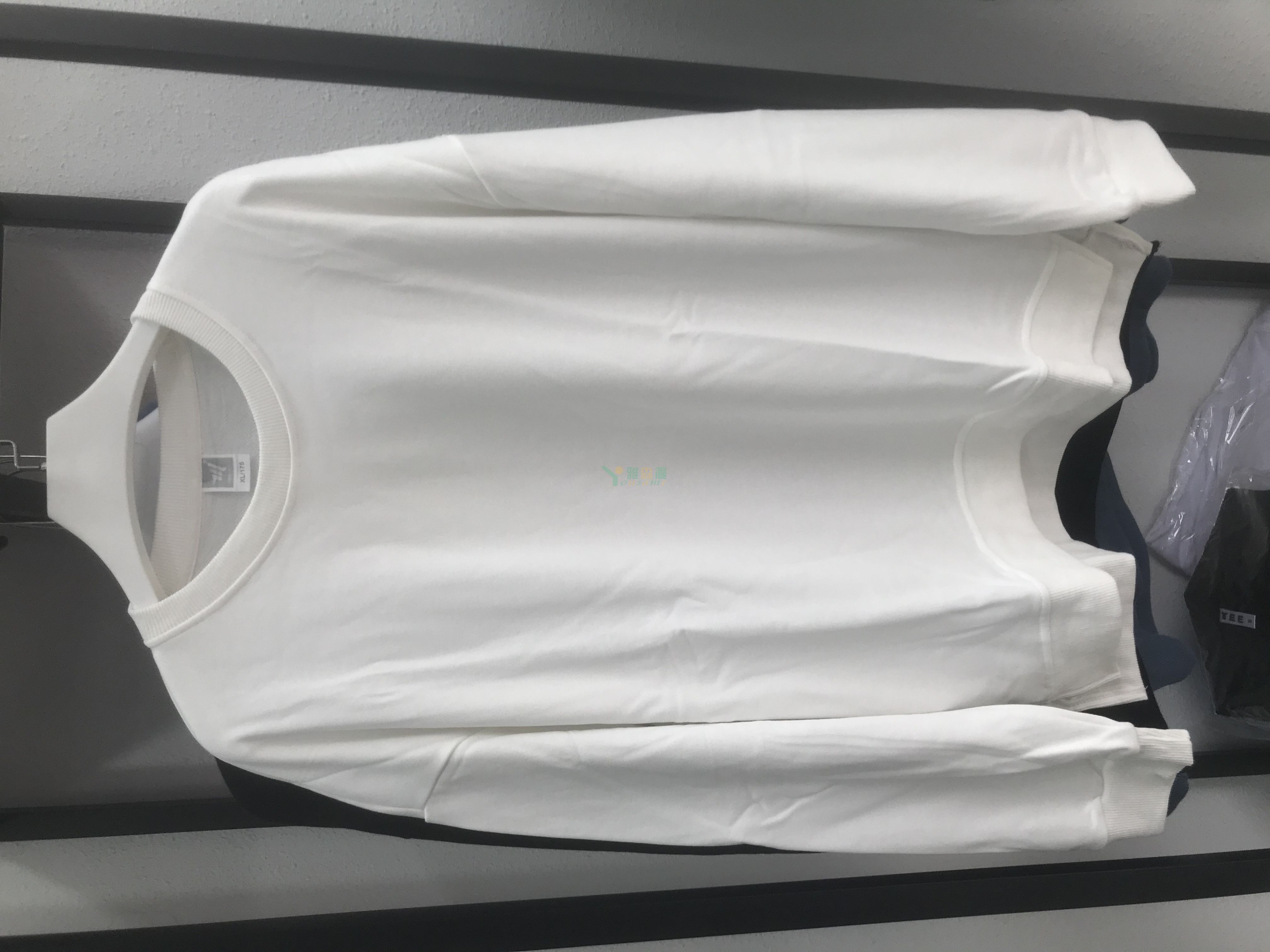 嘻哈落肩开叉卫衣(图7)