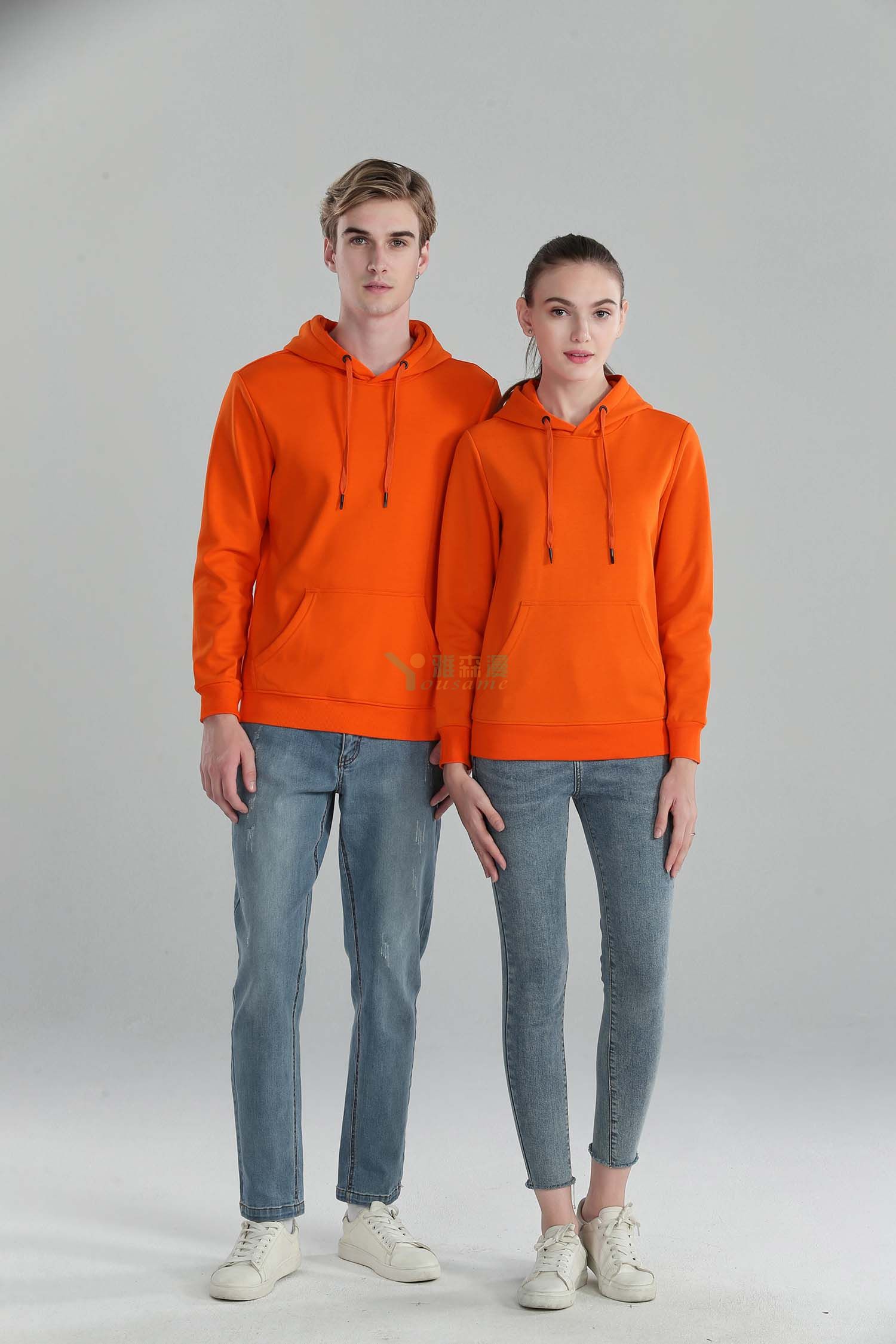 银狐绒带帽套头卫衣(图9)