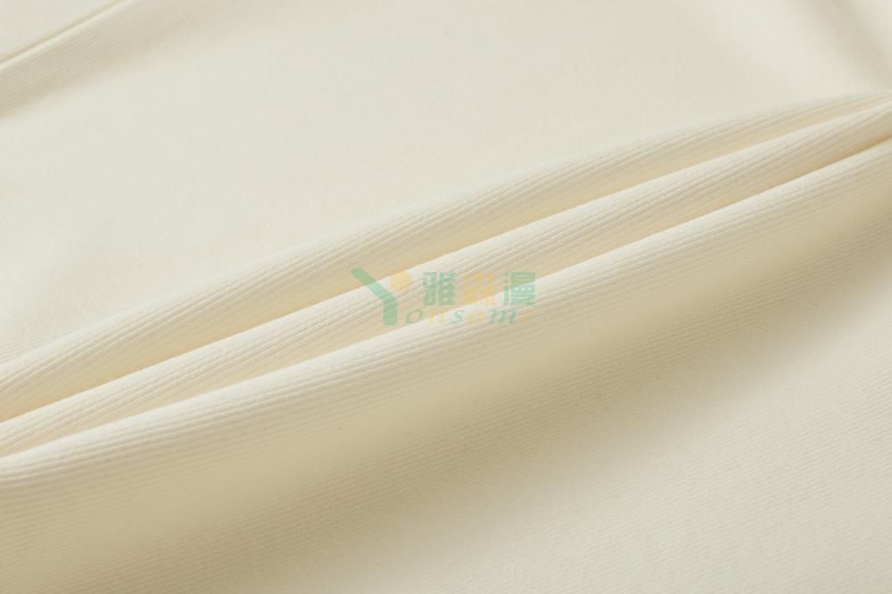 缤纷棉加厚圆领卫衣(图26)