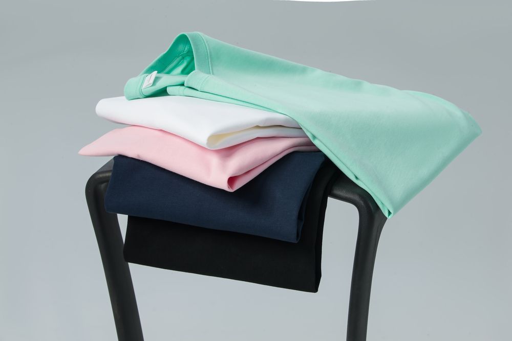 定制Polo衫如何选择最适合的面料？