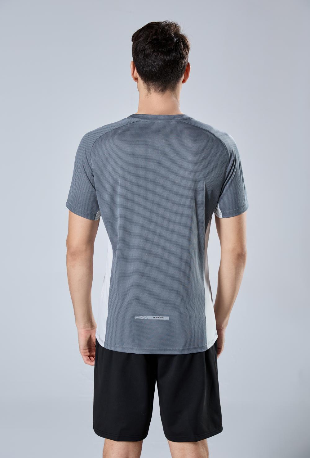 超轻方格布运动T恤(图17)