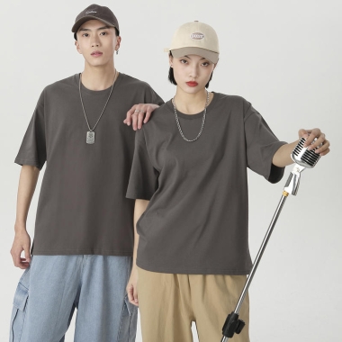 为什么大家都爱穿文化衫？这4个核心作用藏