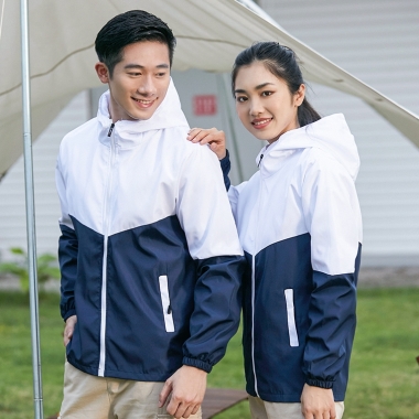 连帽拼色复合拉链口袋风衣