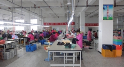 团建T恤定制：企业文化衫，一件衫拉近团队